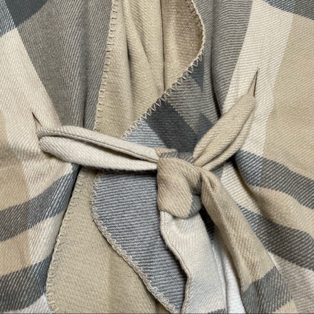 Maurice’s wrap